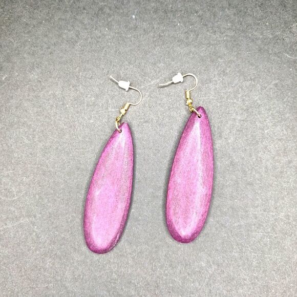 Purple wood tear drop earrings - Picture 2 of 3